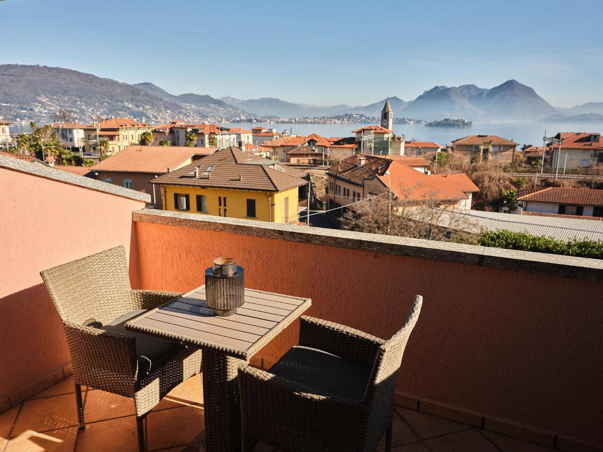 Appartamento Christina Baveno Exterior foto